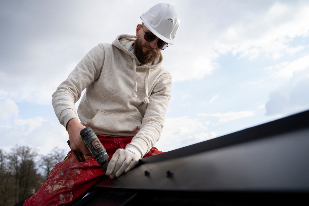 When Is the Best Time of Year to Replace Your Roof? Expert Advice