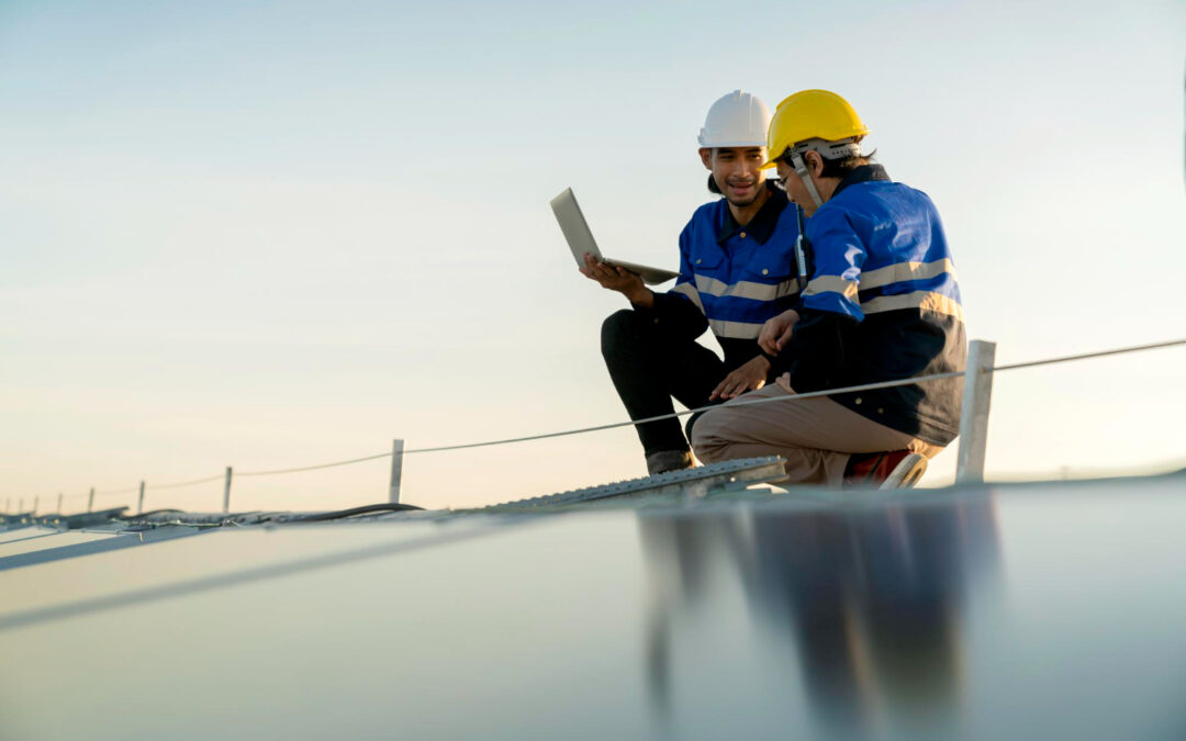 Metal Roofs vs. Asphalt Shingles: Which Roofing Option is Best for Your Home?